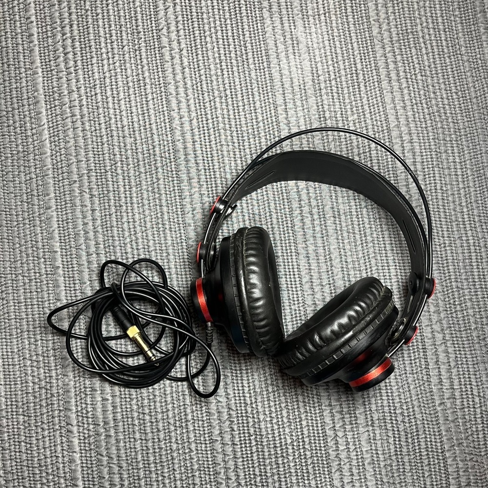 Focusrite Scarlett HP60 MKII Studio Monitor Headphones Closed Back Black Red
